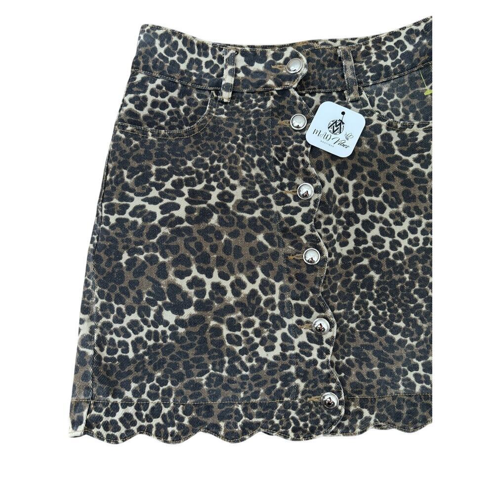 NWT Women’s Leopard Print Denim Mini Skirt Button Front Animal Print Size S - Picture 7 of 8